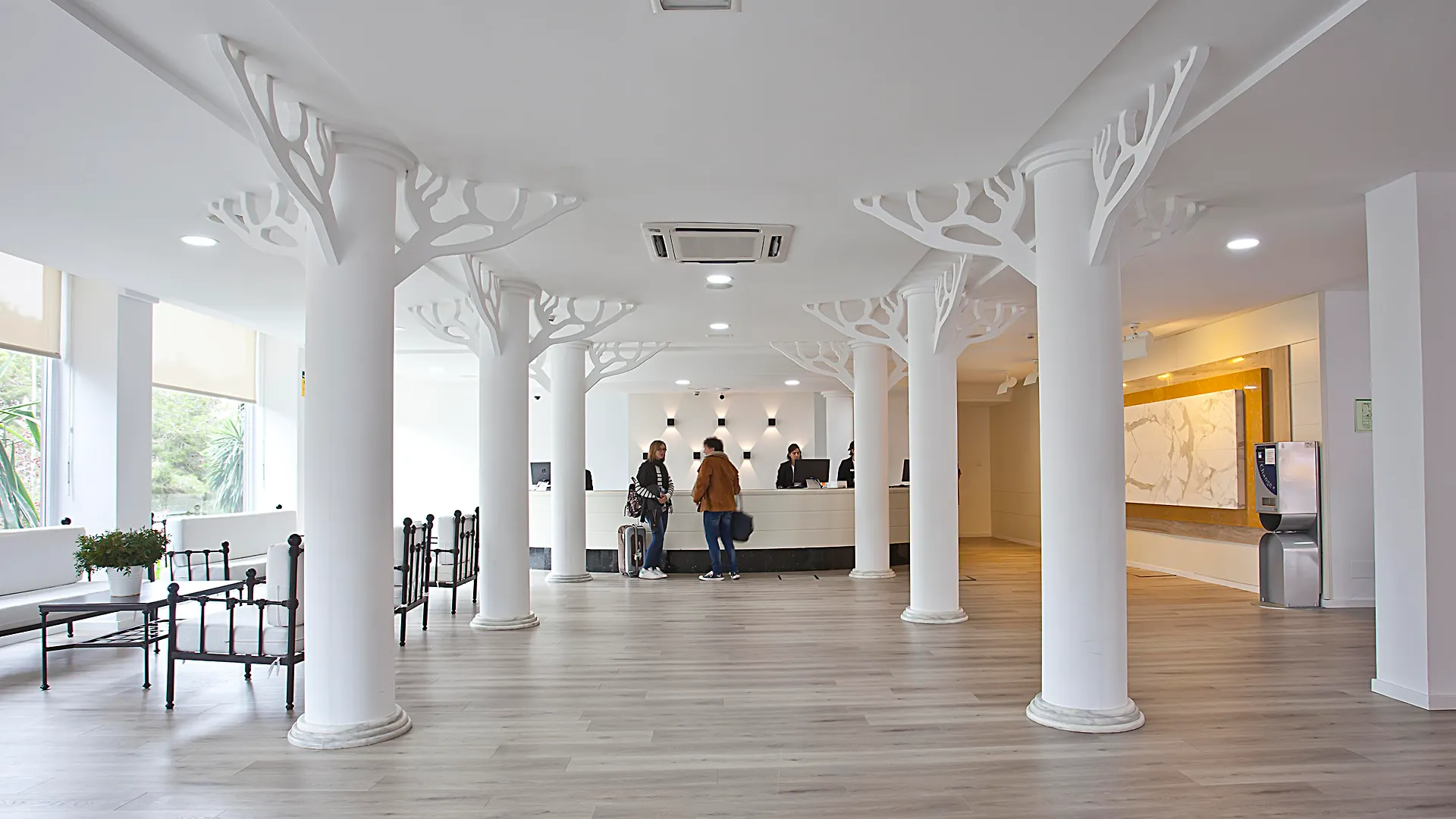 Hyb Eurocalas Calas de Mallorca Aparthotel